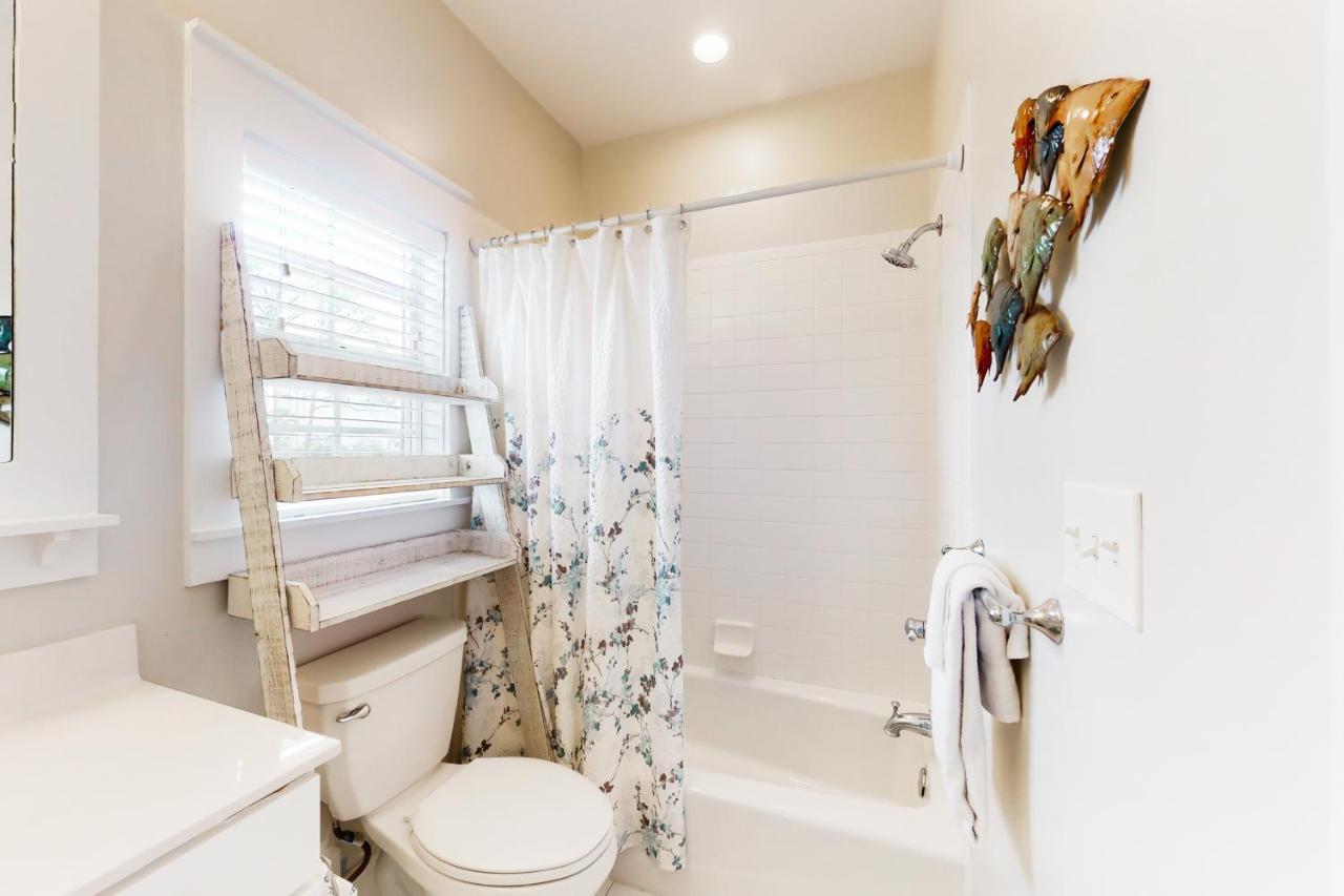 Barefoot Cottages #B8 Jasmine By The Bay Highland View Extérieur photo